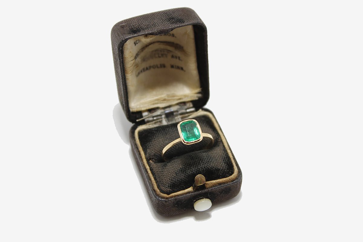 One of a Kind 18k Gold Emerald Ring