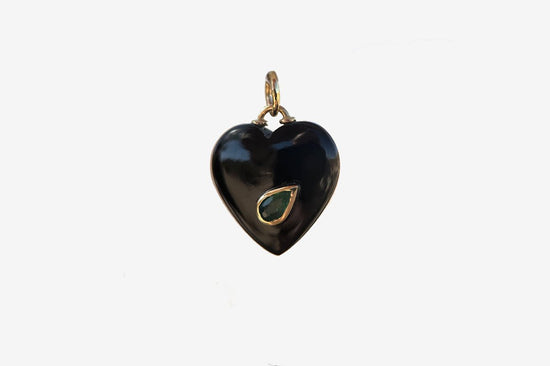 14k Gold Onyx Heart Pendant