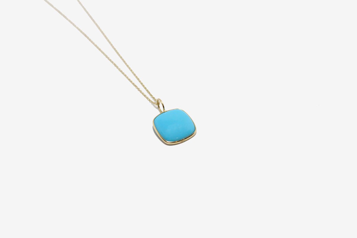 18k Gold Turquoise Pendant Necklace
