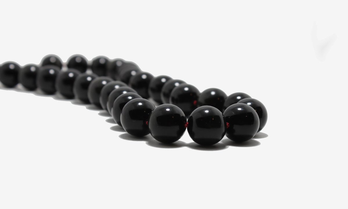 Hand - Knotted Obsidian Bead Necklace