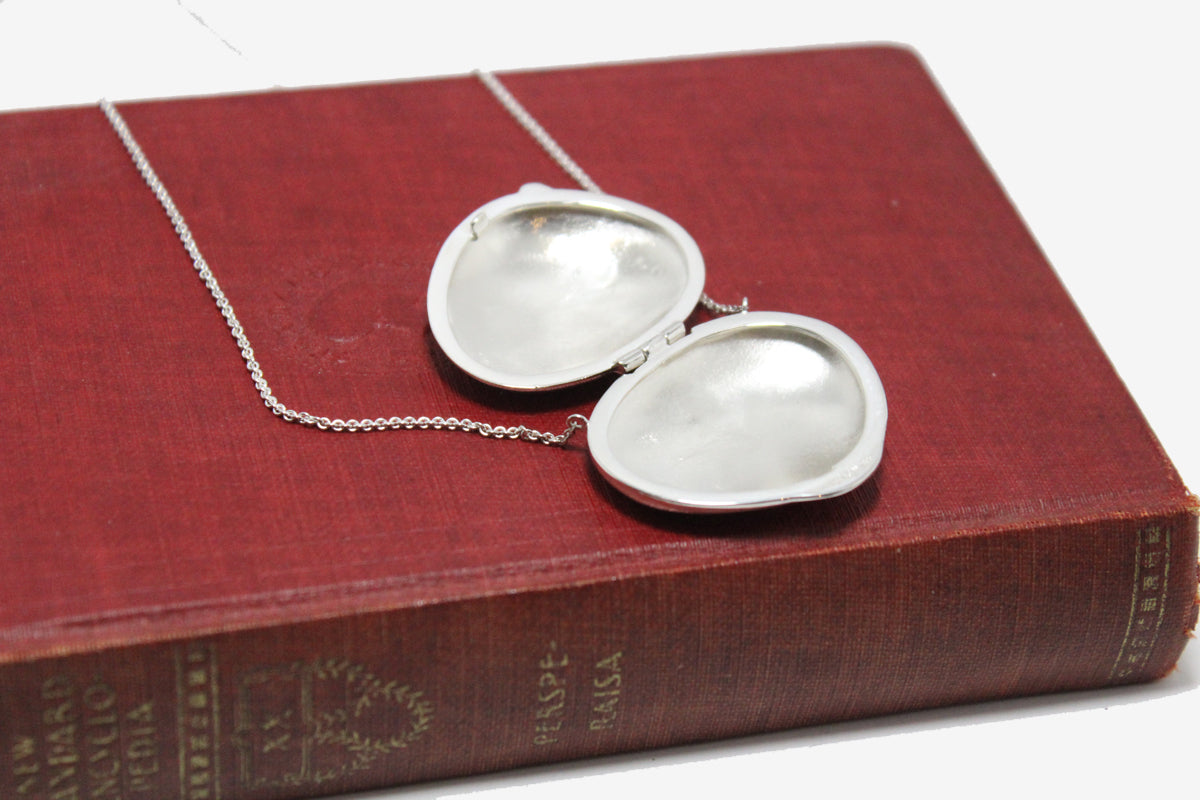 Medium Sterling Silver Essence Stone Necklace