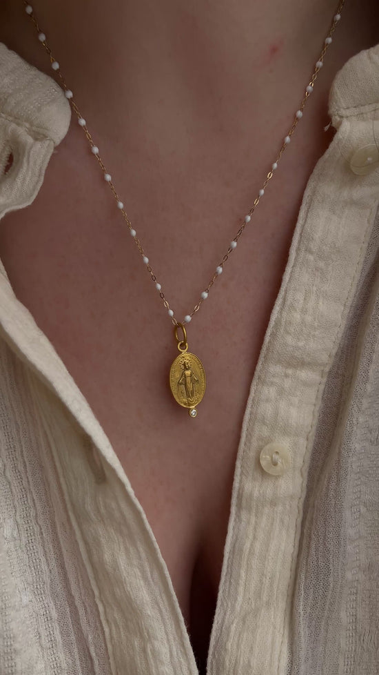 Load and play video in Gallery viewer, 24k Gold Miraculous Medal Pendant
