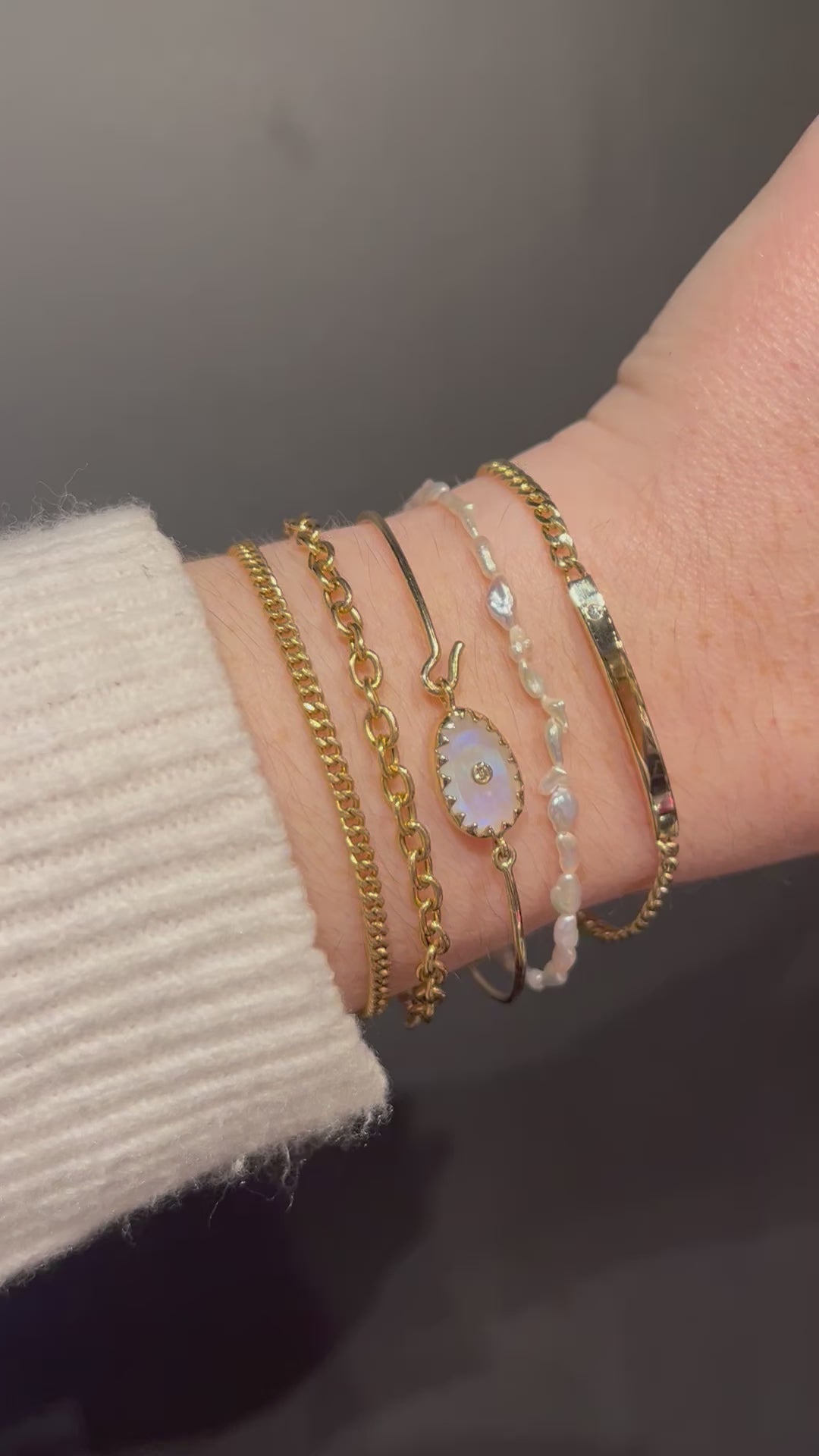 9k Gold Moonstone + Diamond Orso Bracelet ✨