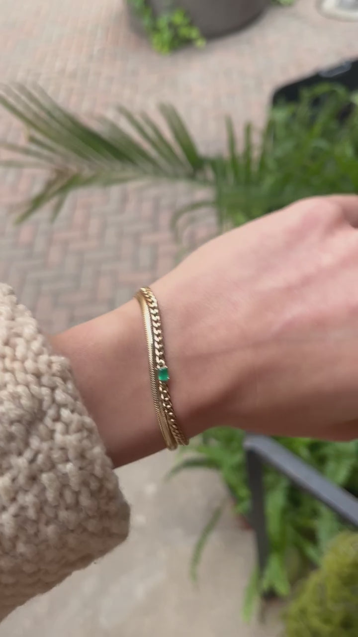 Load and play video in Gallery viewer, Zoe Chicco 14k Curb Chain + Emerald Bracelet
