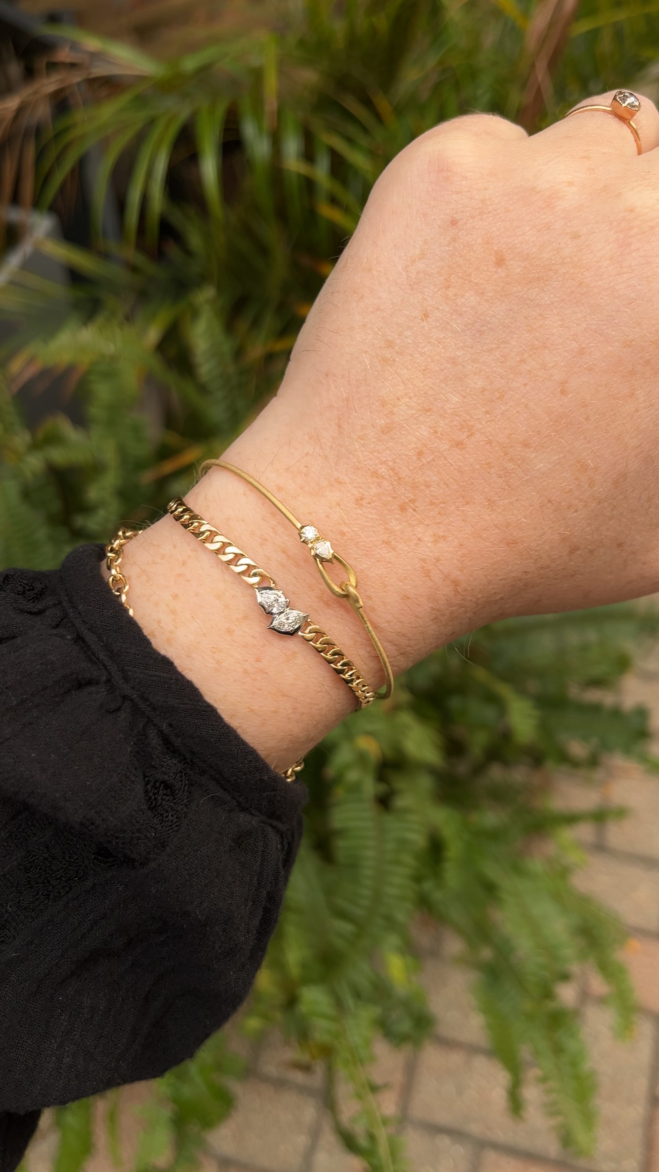 Jade Trau 18k Gold Poppy Two Tone Curb Bracelet – Gem
