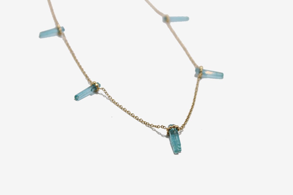 Load image into Gallery viewer, 14k Gold Five Mini Aquamarine Necklace
