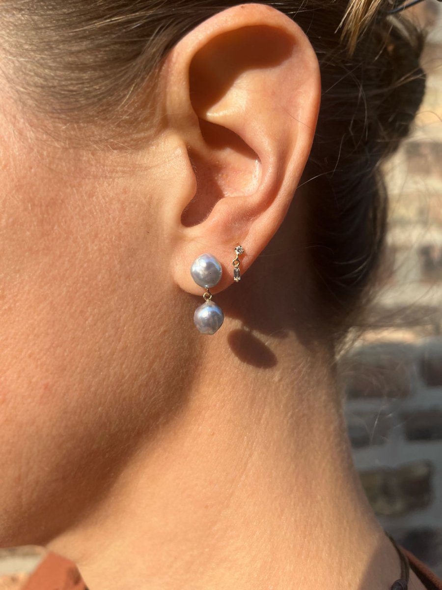 Load image into Gallery viewer, Double Blue Akoya Pearl Duo Earring
