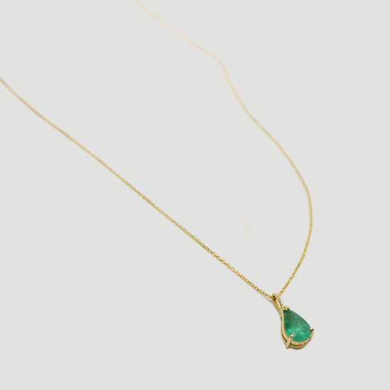 Yi Collection 18k Gold Emerald Dewdrop Necklace